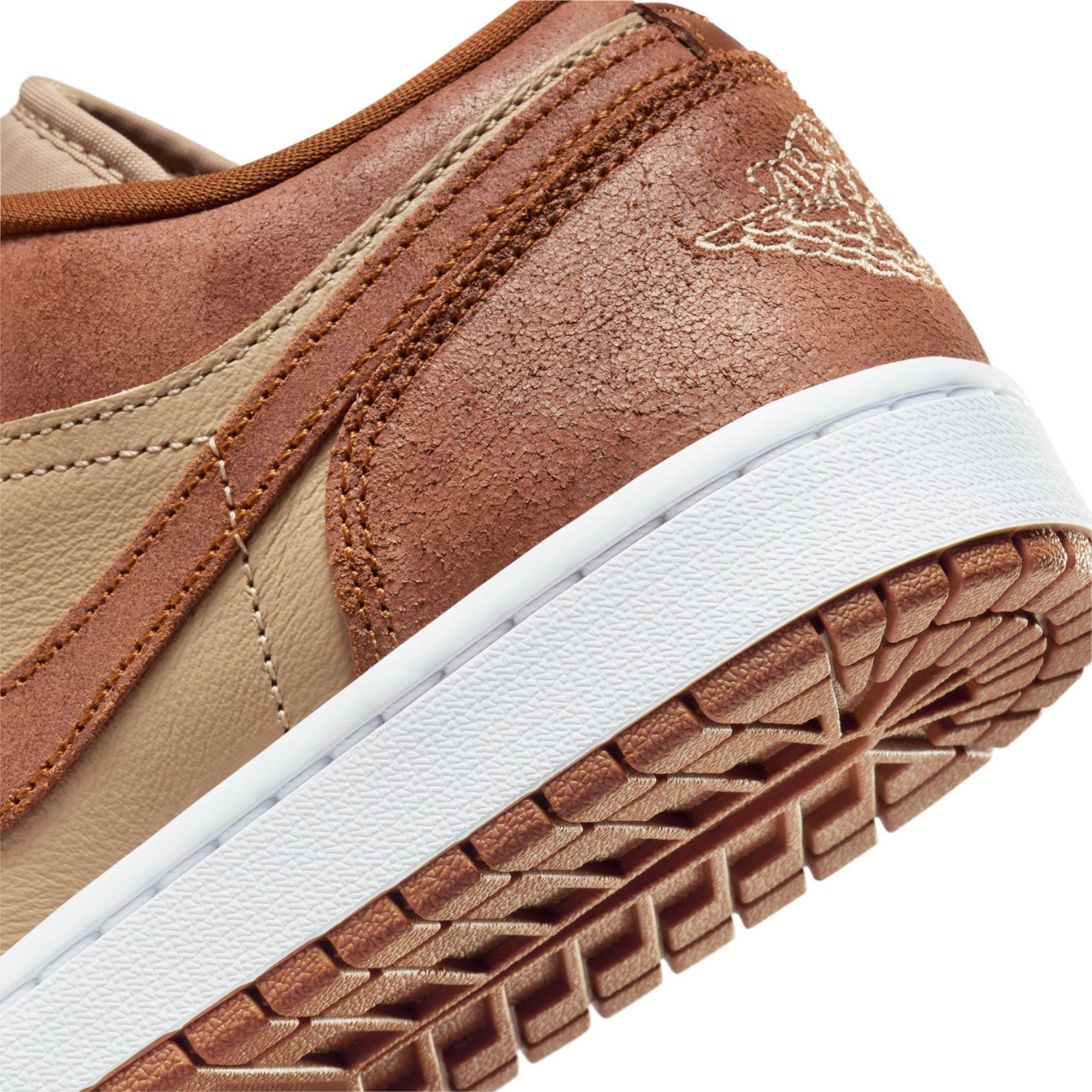 Air Jordan 1 Low SE Legend Coffee Wmns