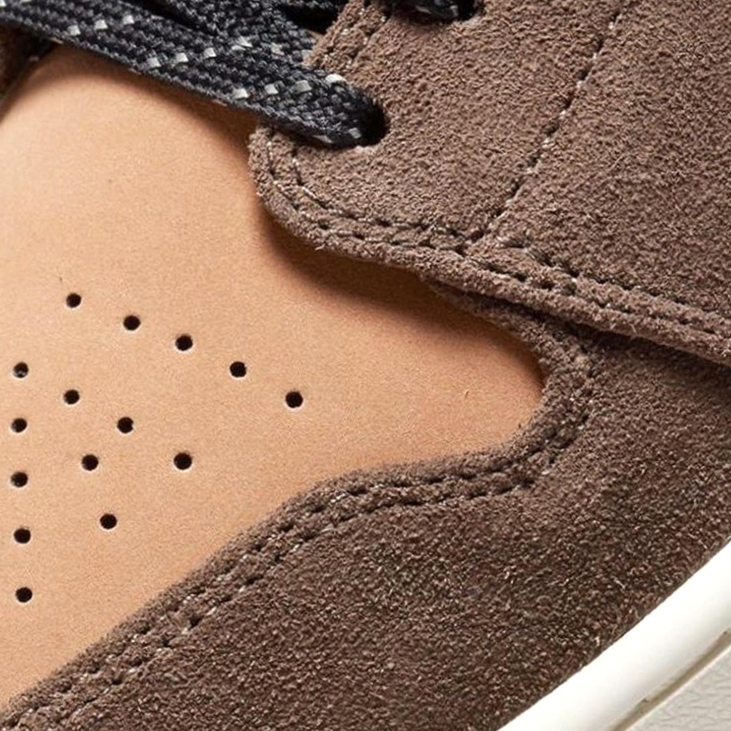 Air Jordan 1 Mid SE 'Dark Chocolate'