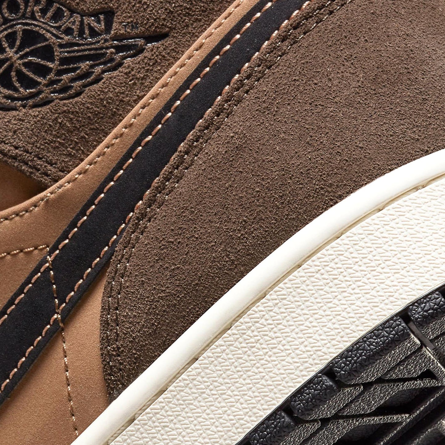 Air Jordan 1 Mid SE 'Dark Chocolate'