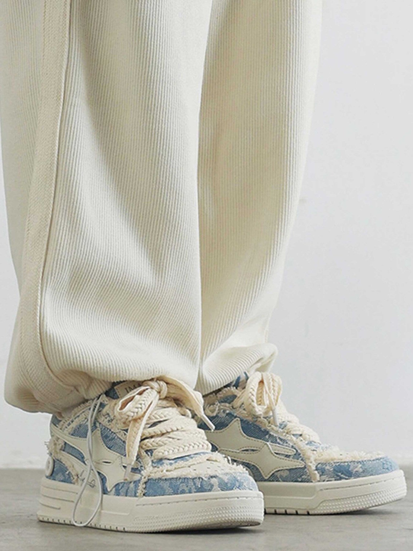 Kicksteria - Hundred High Street Board Shoes Couple Shoes-kicksteria.com