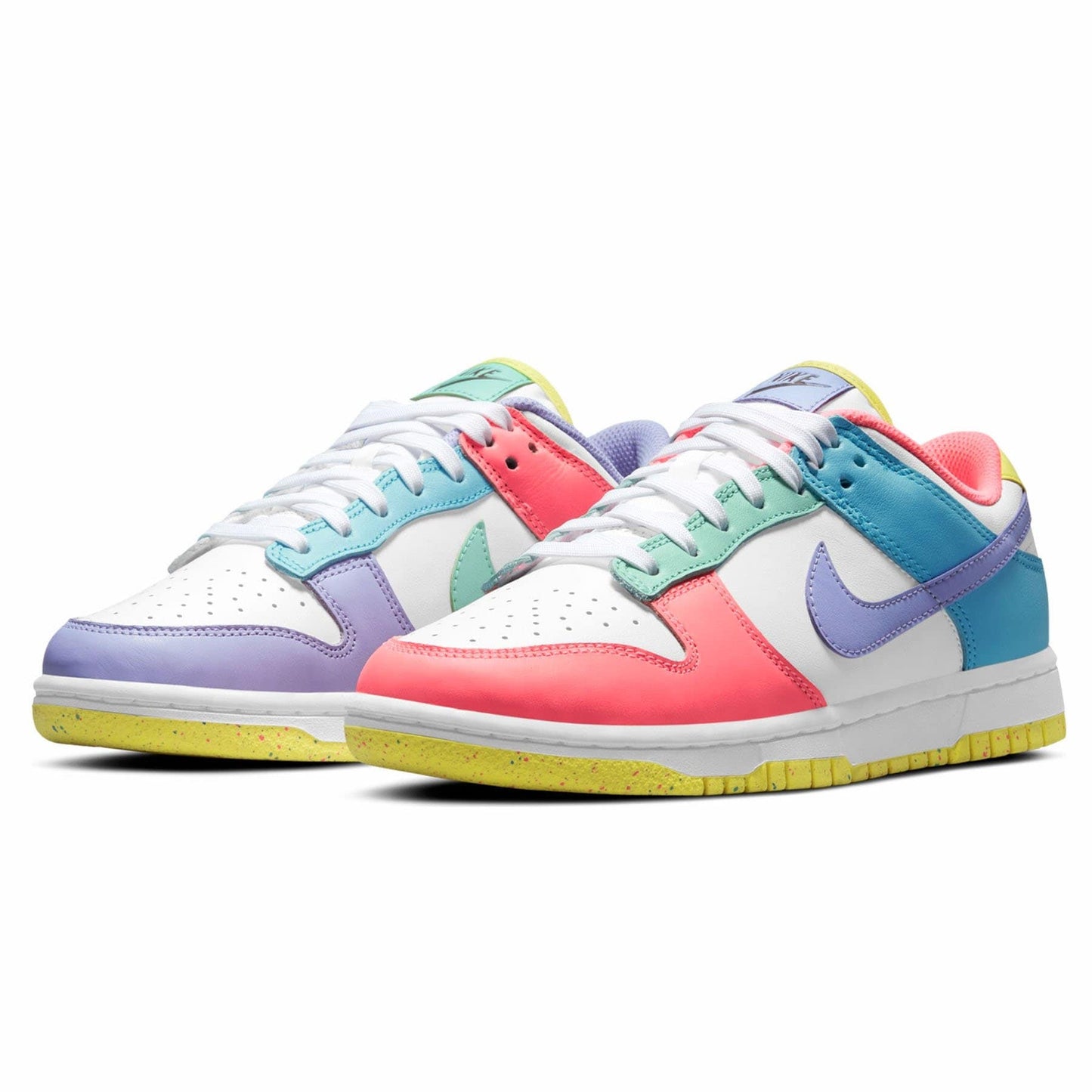 Nike Dunk Low SE Wmns 'Easter Candy'