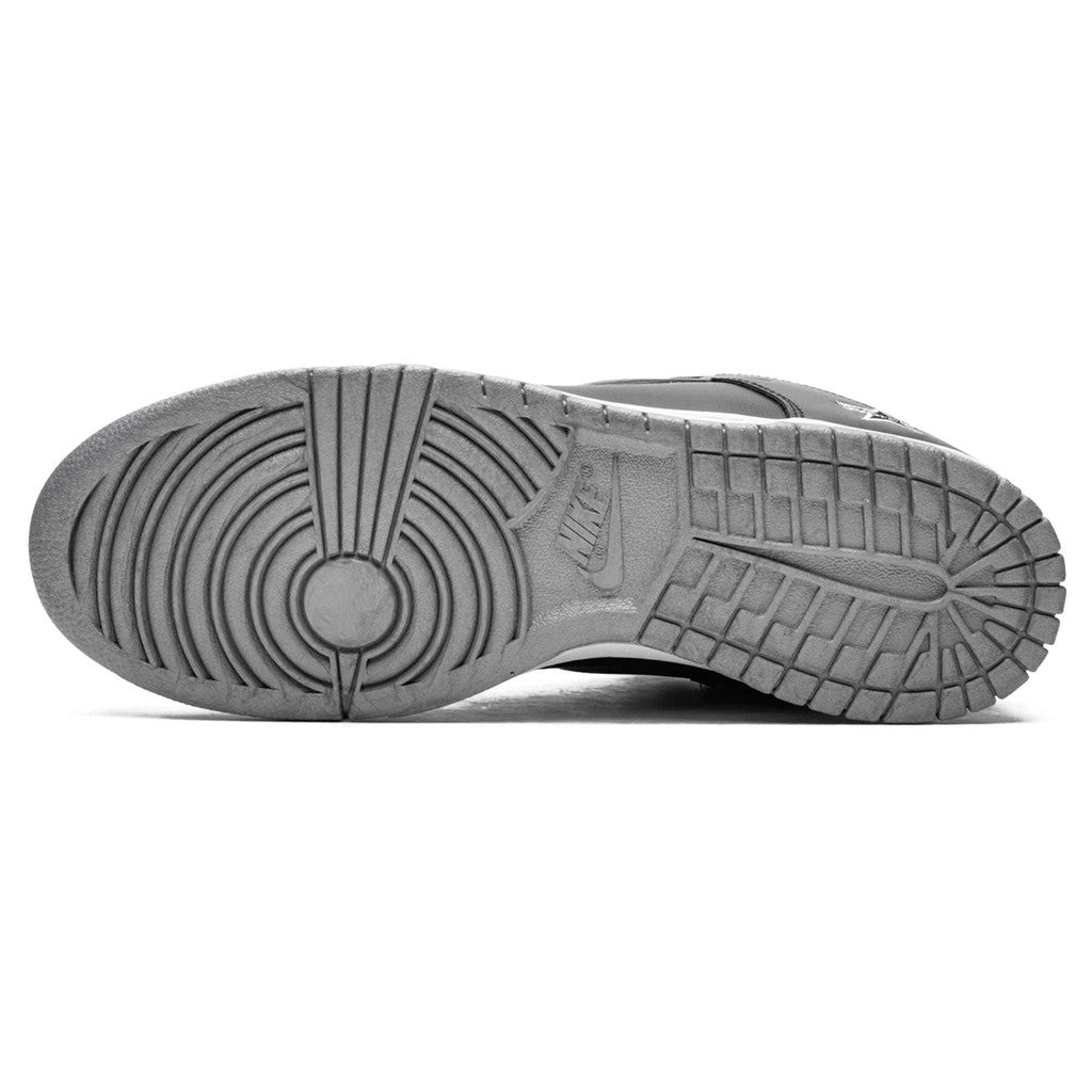 Supreme x Nike Dunk SB Low QS 'Metallic Silver'
